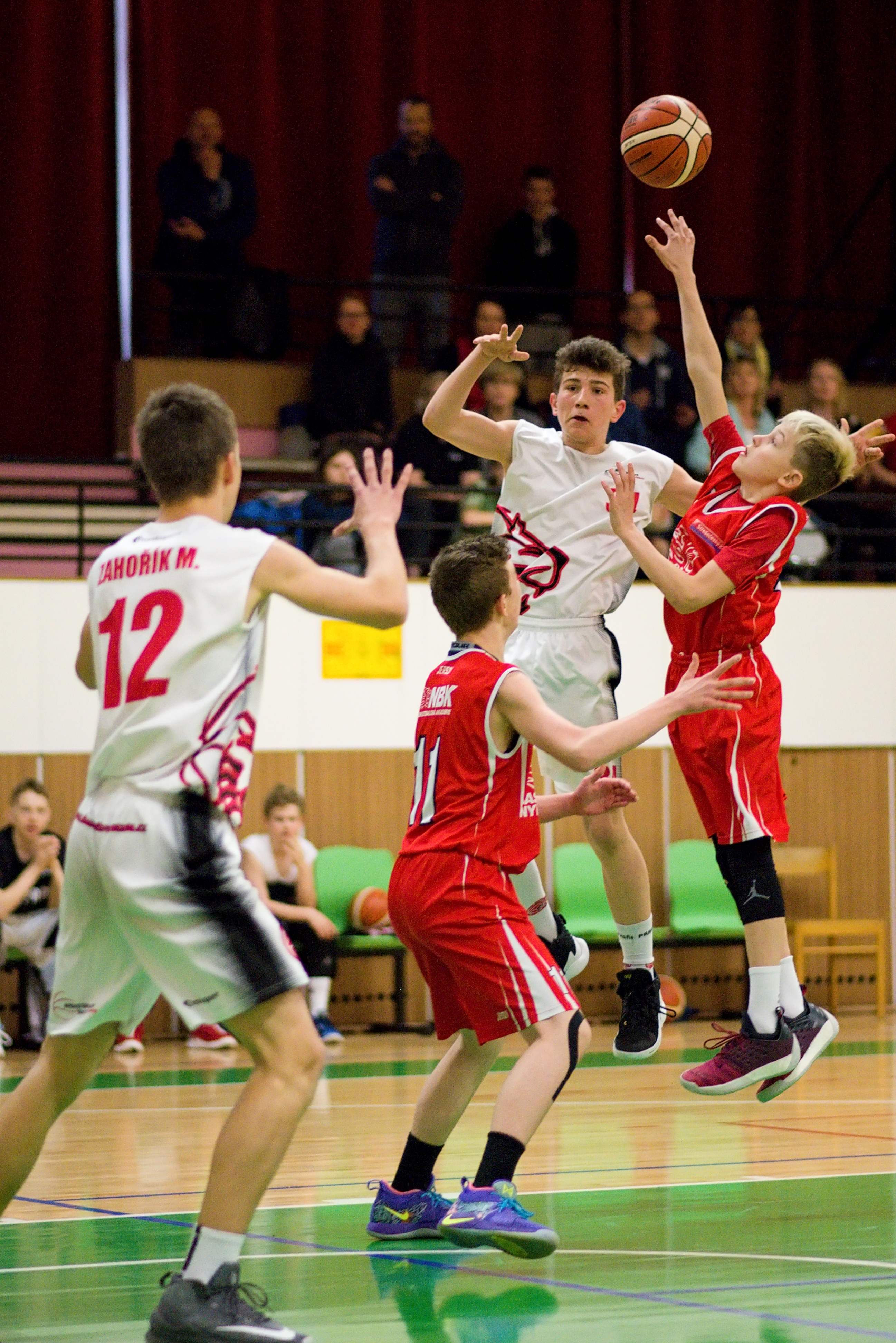 BŠ Tygři Praha x BA Nymburk 62:42  o 5 místo